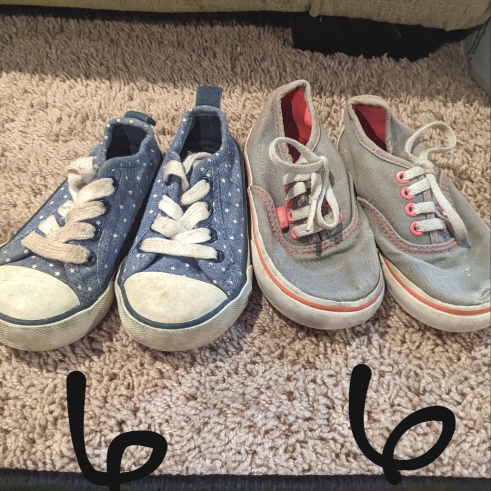 Toddler girls size 6 tennis shoes